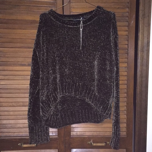 ❄️ Zara Cozy Sweater - Picture 2 of 5